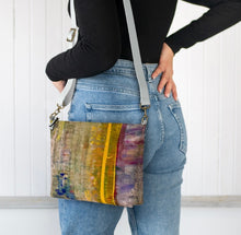 MARIGOLD PLUM CROSSBODY HANDBAG