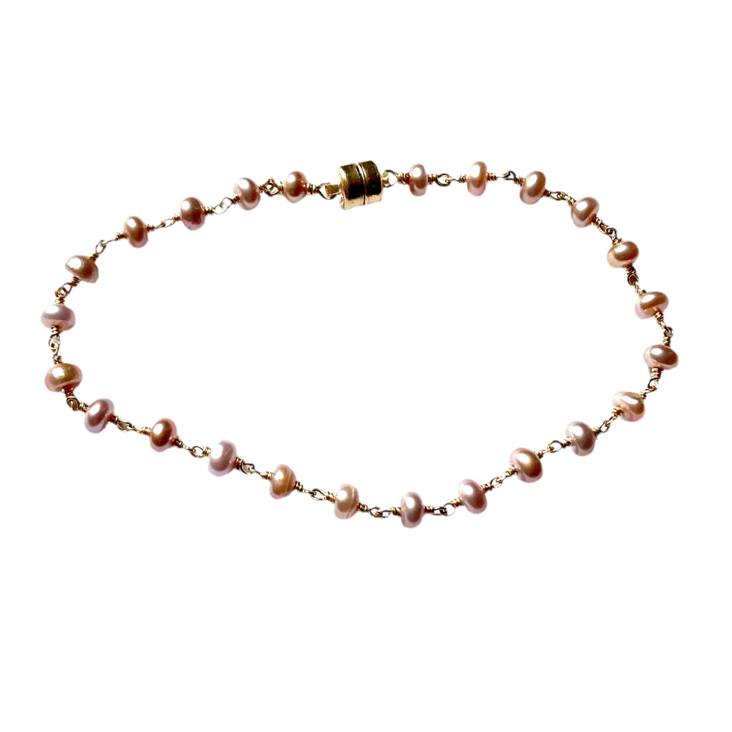 BLUSH CHAMPAGNE PINK PEARL DELICATE BRACELET