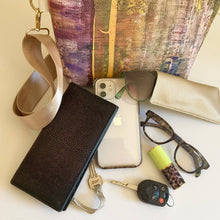 MARIGOLD PLUM CROSSBODY HANDBAG