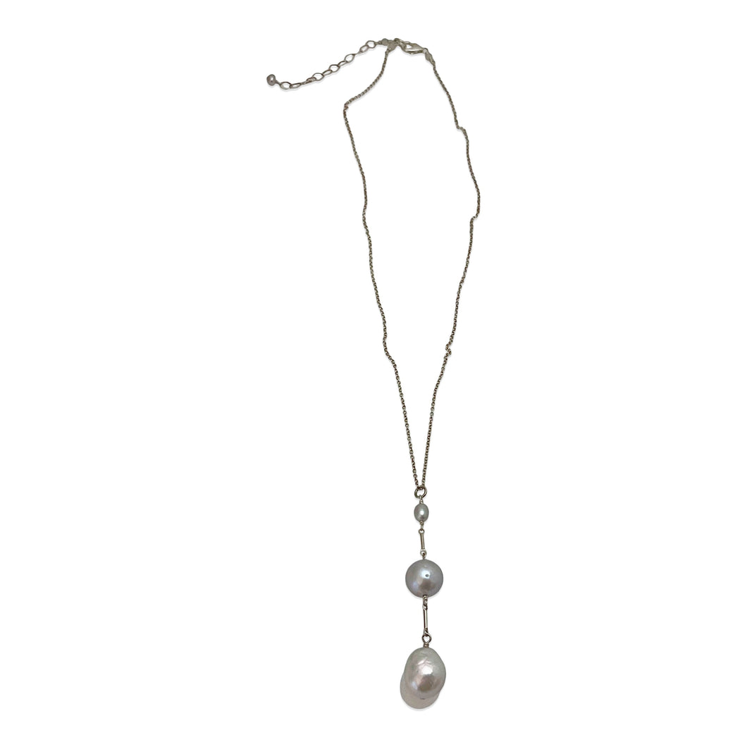 TIER NECKLACE - GREY PEARL
