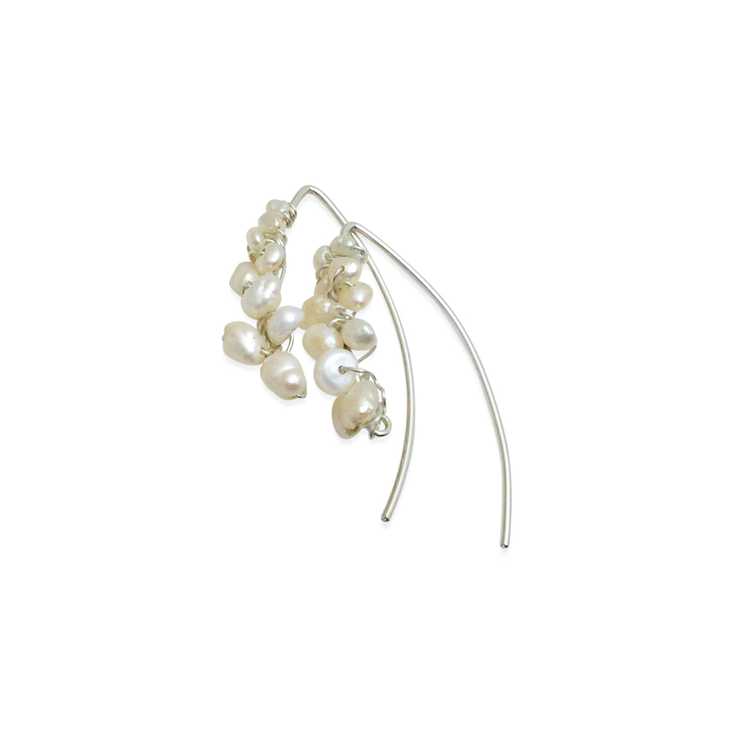 DELICATE COCOON EARRINGS - IVORY PEARLS