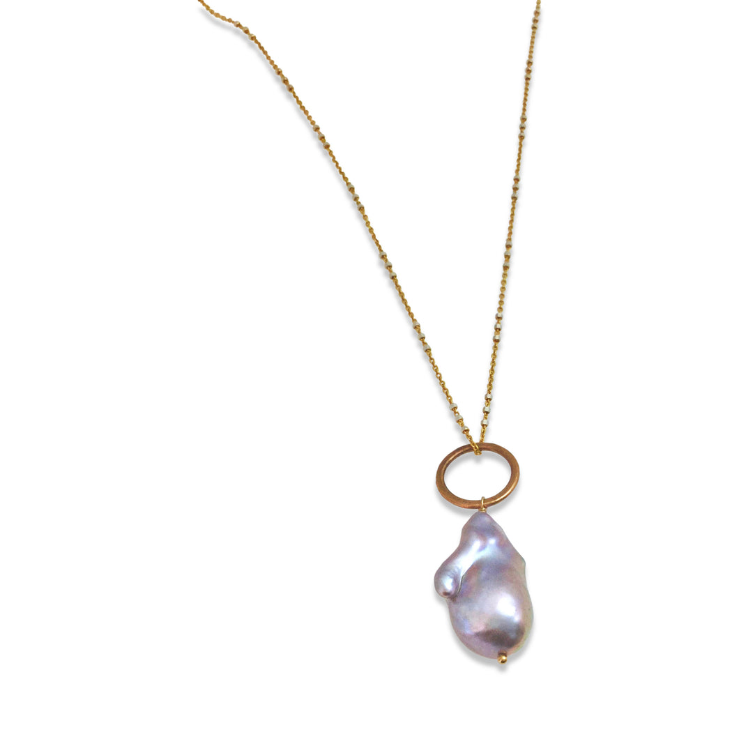 GREY BAROQUE PEARL PENDANT NECKLACE