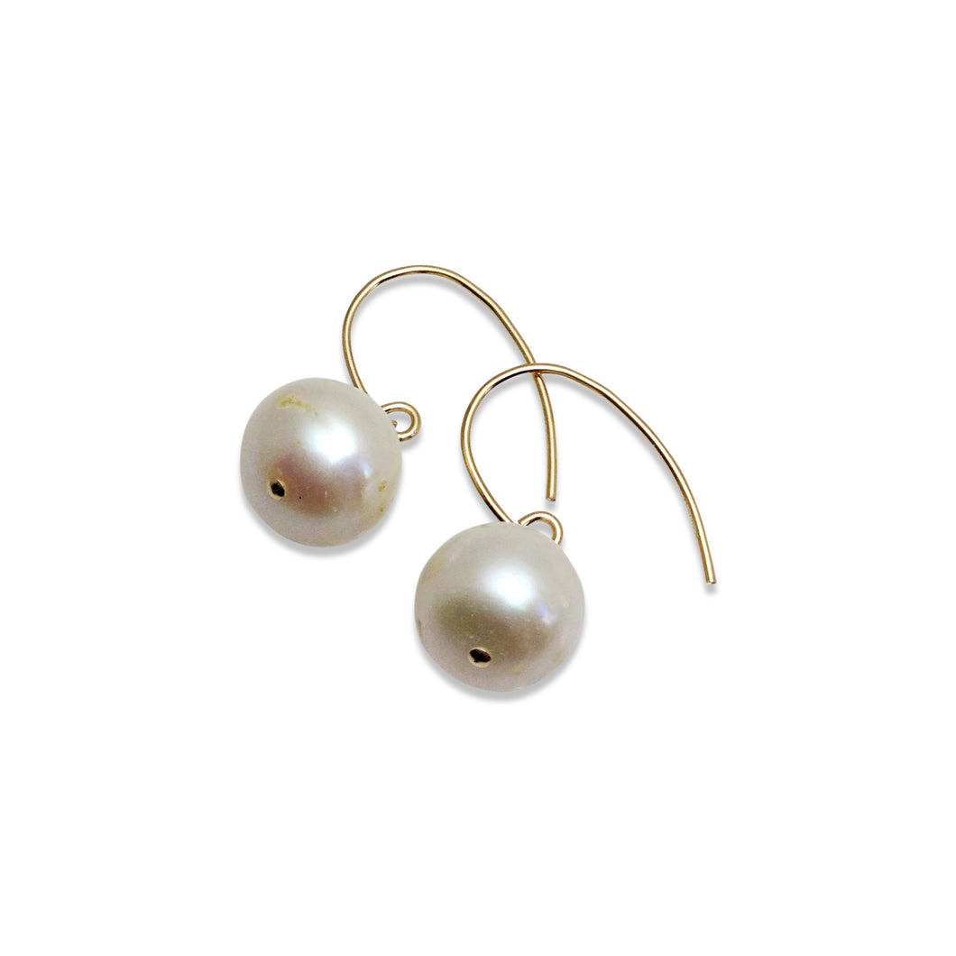 IVORY PEARL SIMPLE EARRINGS