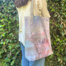 PLATINUM PEARL URBAN TOTE