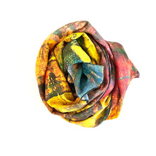 VERMILLION GOLD SCARF